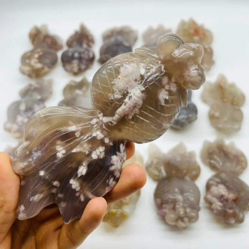 16 Pieces Sakura Flower Agate Beautiful Goldfish Carving - Image 5