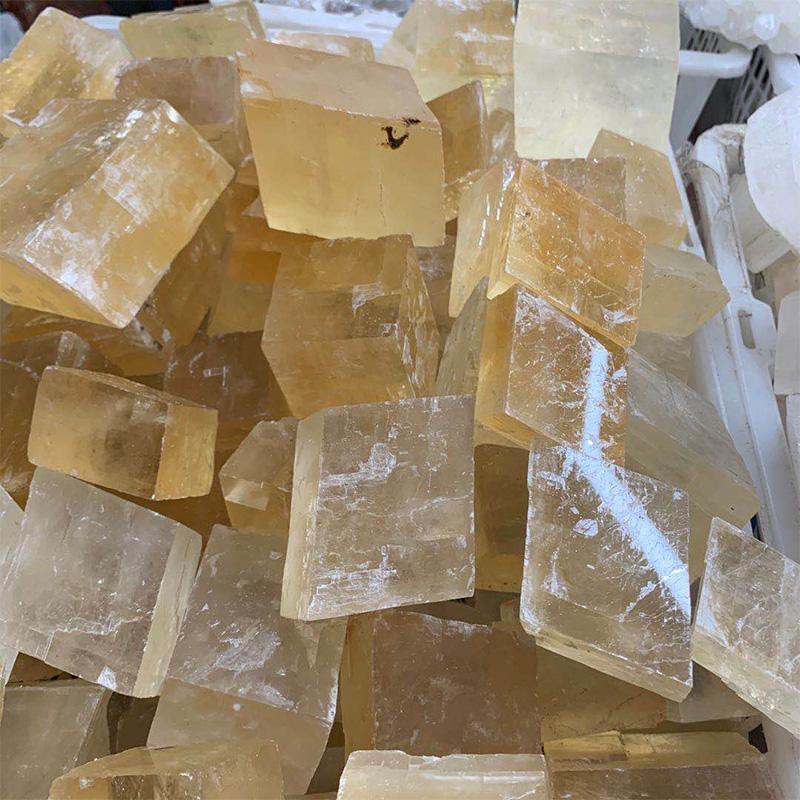 Raw Yellow Honey And White Calcite Wholesale - Image 5